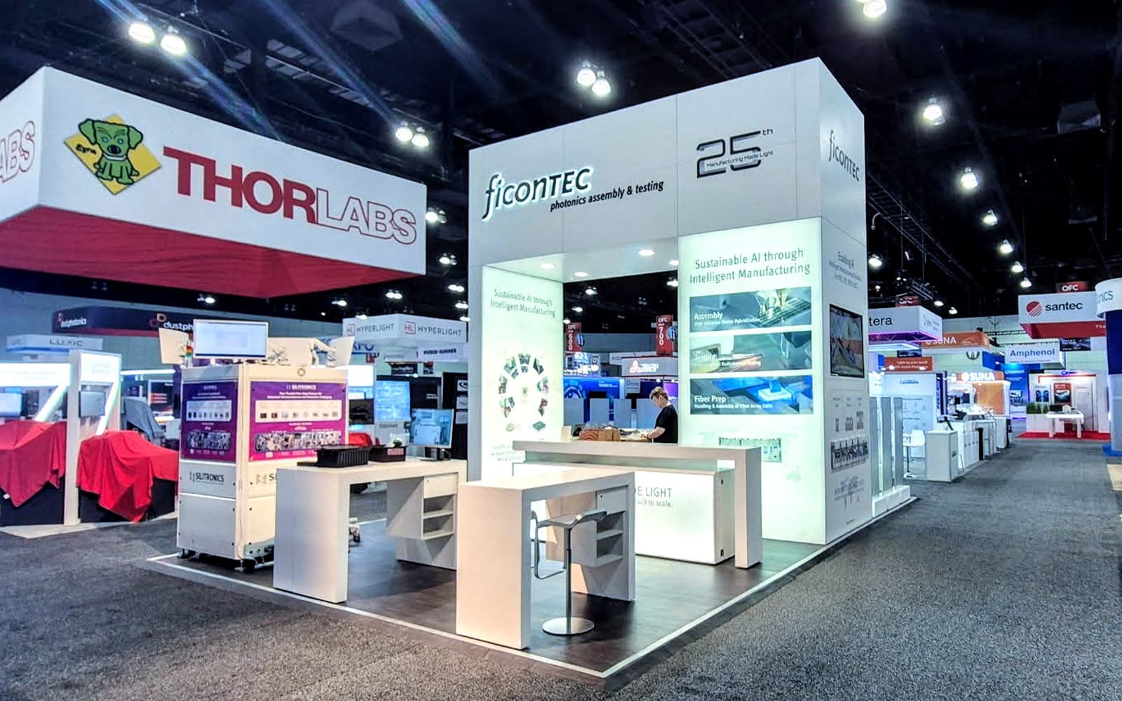 High-stakes exhibit environment on the show floor